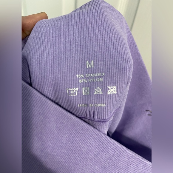 NWT NVGTN Lilac Contour Seamless Legging - Picture 8 of 8